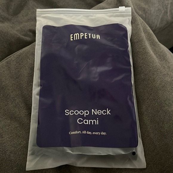 𝅺empetua® All Day Every Day Scoop Neck Cami - Picture 3 of 3